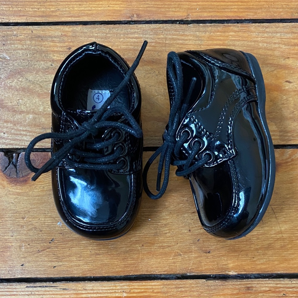 Black Patent Leather Shoes for Baby - size 4 Toddler